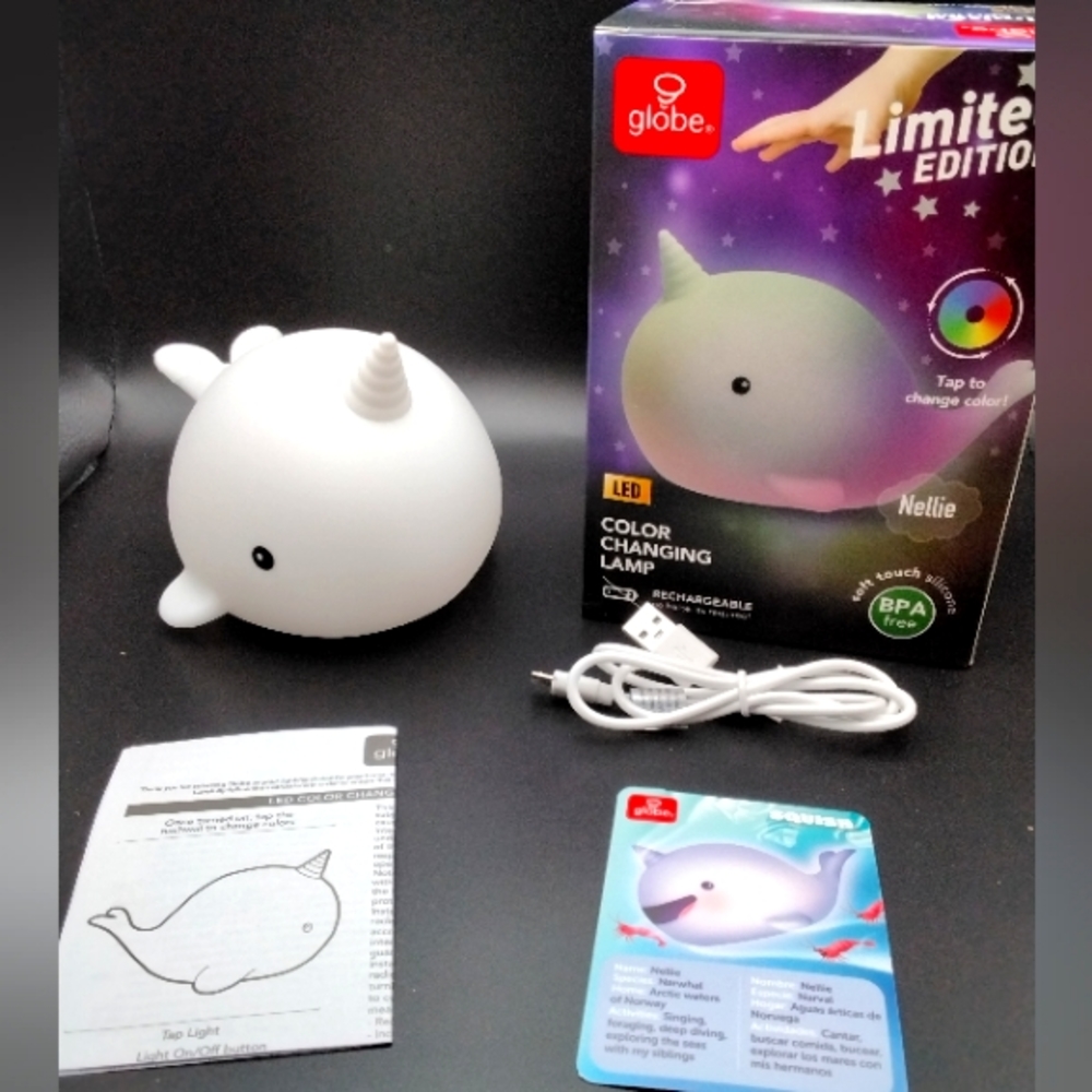 Limited Edition Whale LED Color Changing Lamp NIP